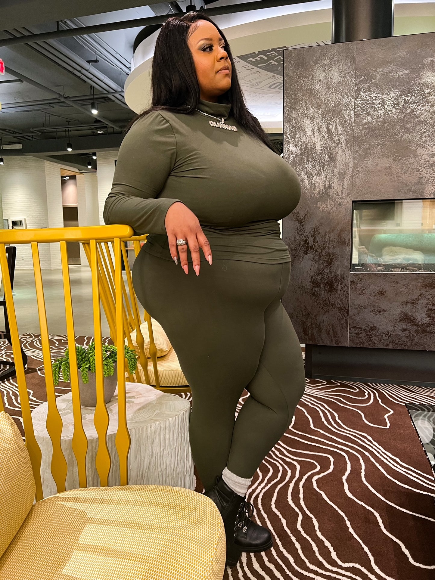 Hold Me Closet Sets (Black and Olive) - Full Figured